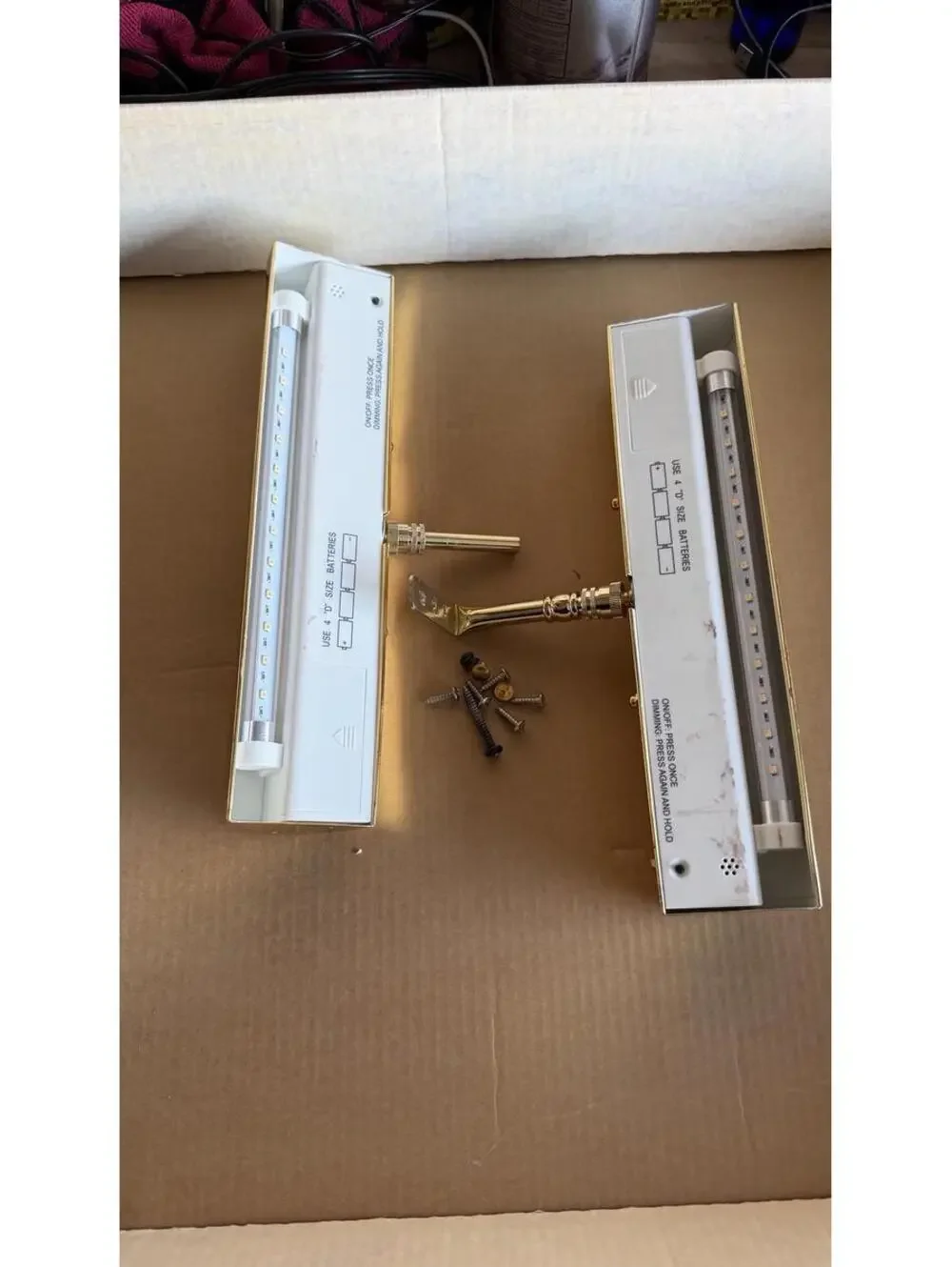 Vintage-Style Brass LED Picture Lights – Lot of 2 – Battery Operated